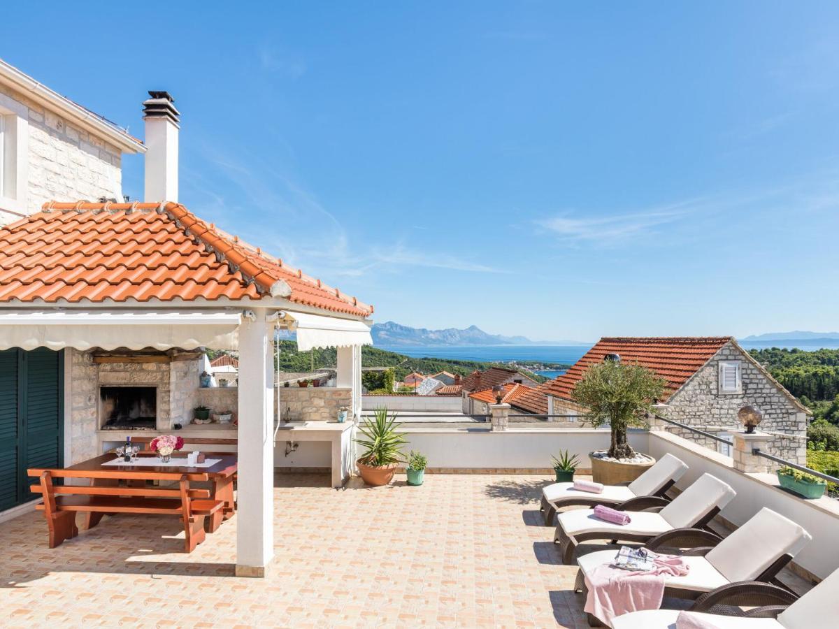 Luxurious Villa In Selca With Pool Dış mekan fotoğraf