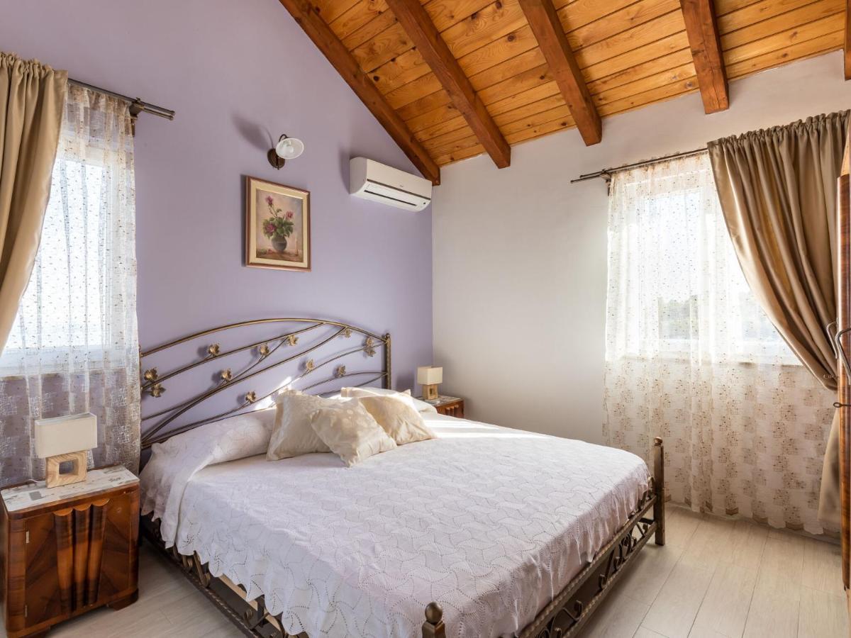 Luxurious Villa In Selca With Pool Dış mekan fotoğraf